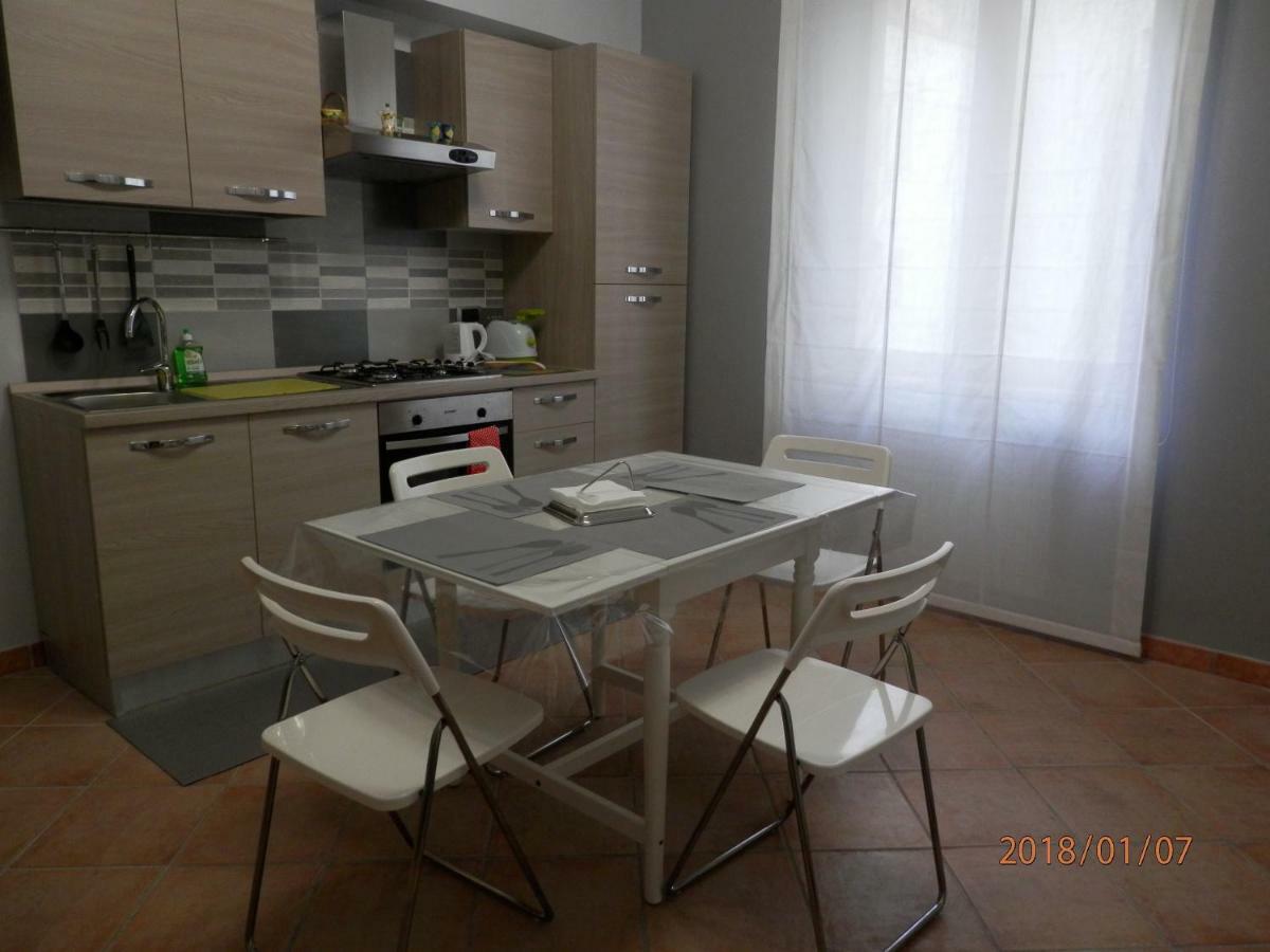 Casa Via Dei Fiorentini Napoli Bagian luar foto