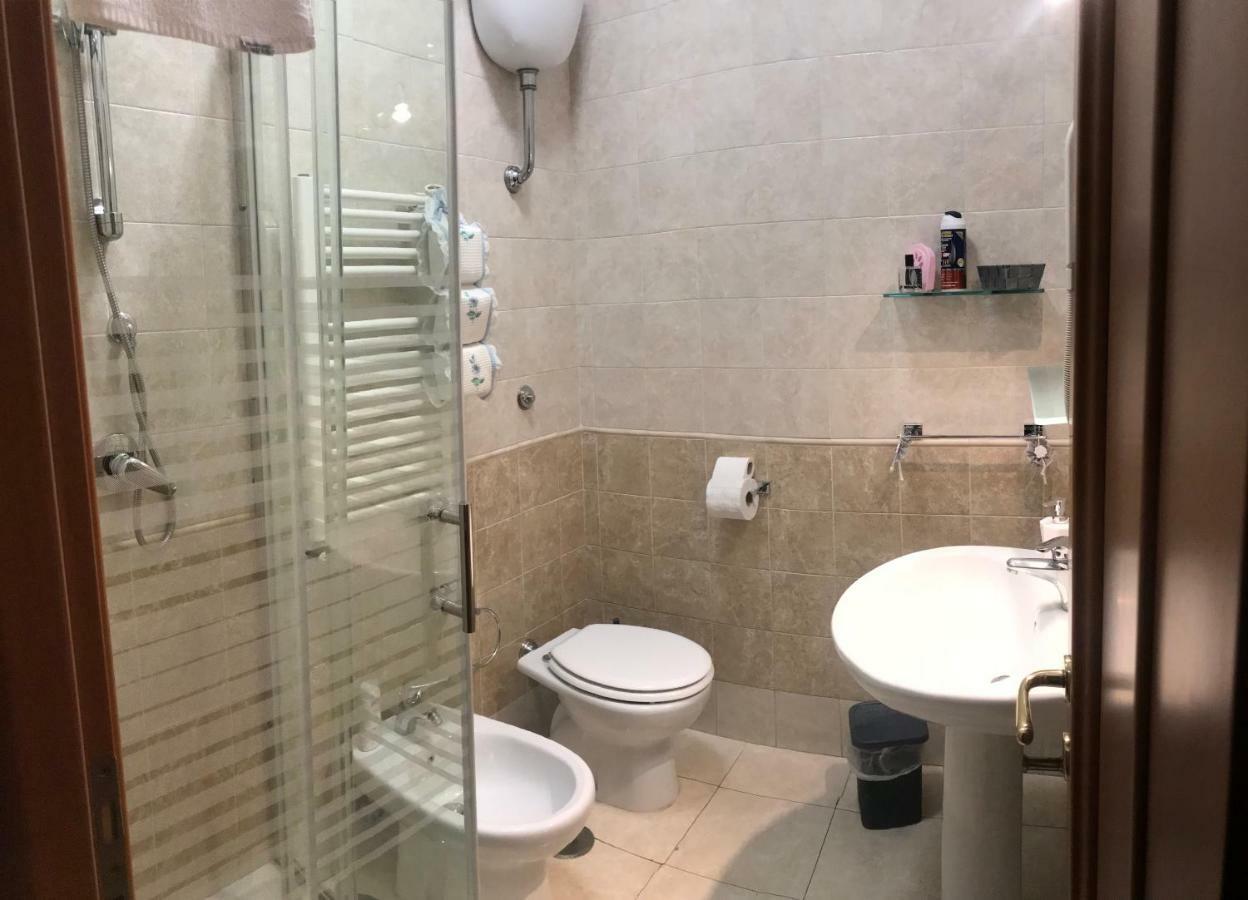 Casa Via Dei Fiorentini Napoli Bagian luar foto